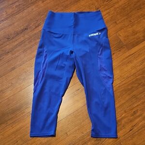 Gymshrak Womens Highrise Crop Leggings NWOT